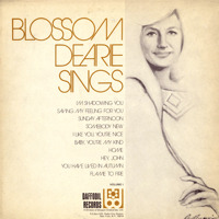 Sings / Blossom Dearie